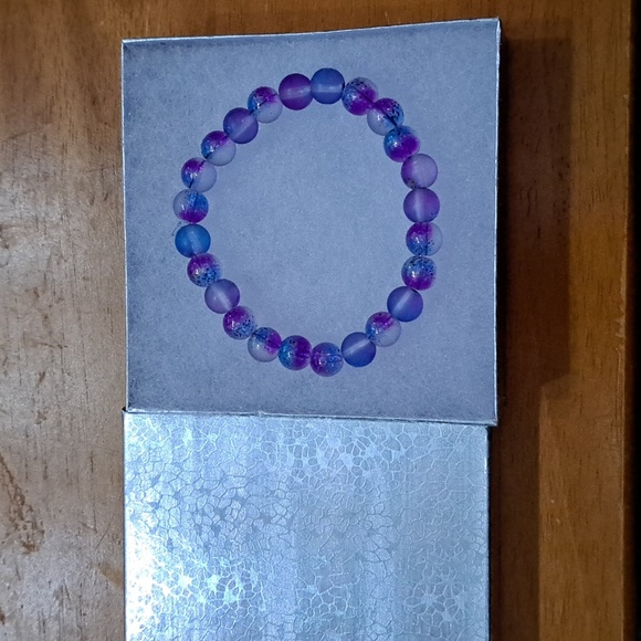 Violet Sparkle Matte Crystal Bracelet - Picture 6 of 8